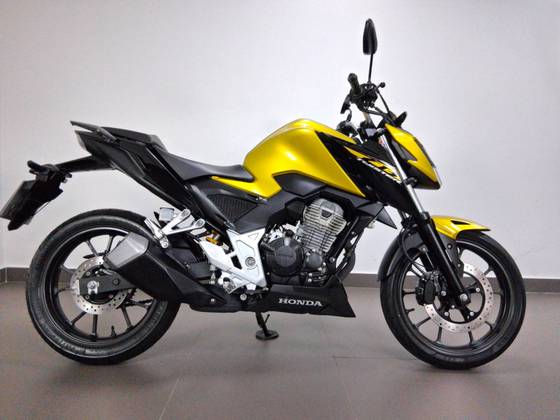 HONDA CB 300F TWISTER ABS HONDA CB 300F TWISTER ABS